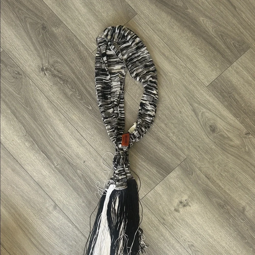 MISSONI RARE Vintage Viscose Black and White Fringe Long Scarf